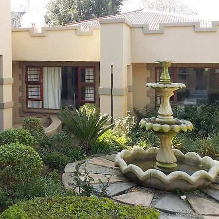 Hotel The Three Countries Estate à Benoni Extérieur photo