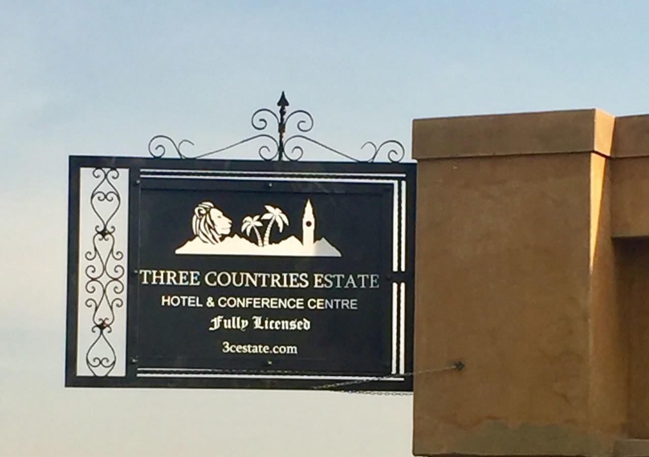 Hotel The Three Countries Estate à Benoni Extérieur photo