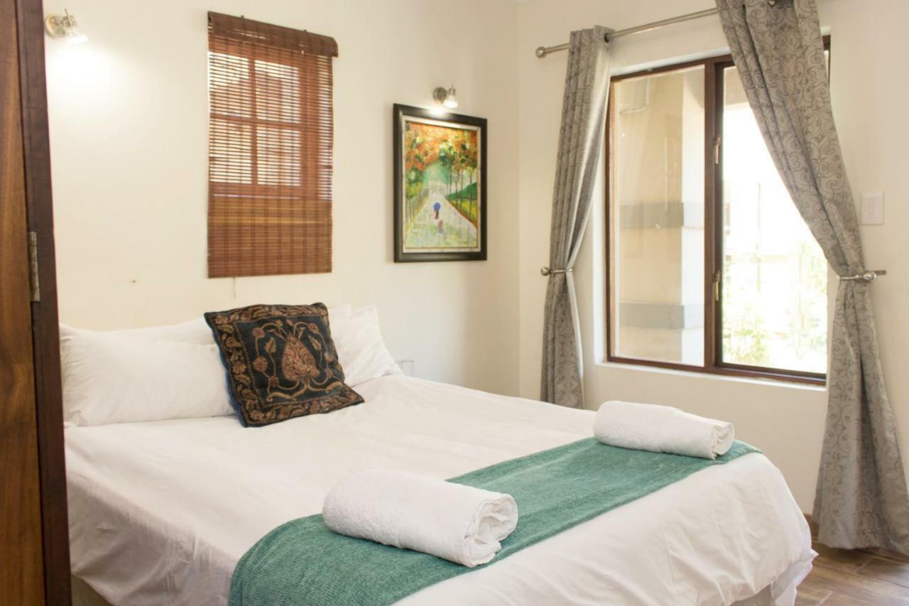 Hotel The Three Countries Estate à Benoni Extérieur photo