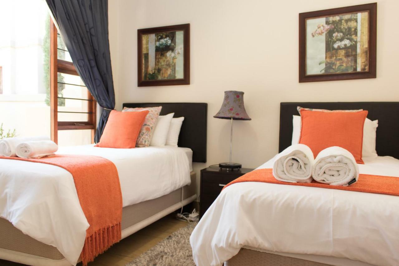 Hotel The Three Countries Estate à Benoni Extérieur photo