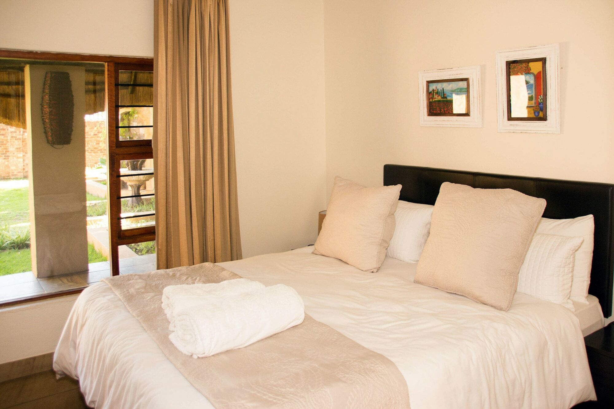 Hotel The Three Countries Estate à Benoni Extérieur photo